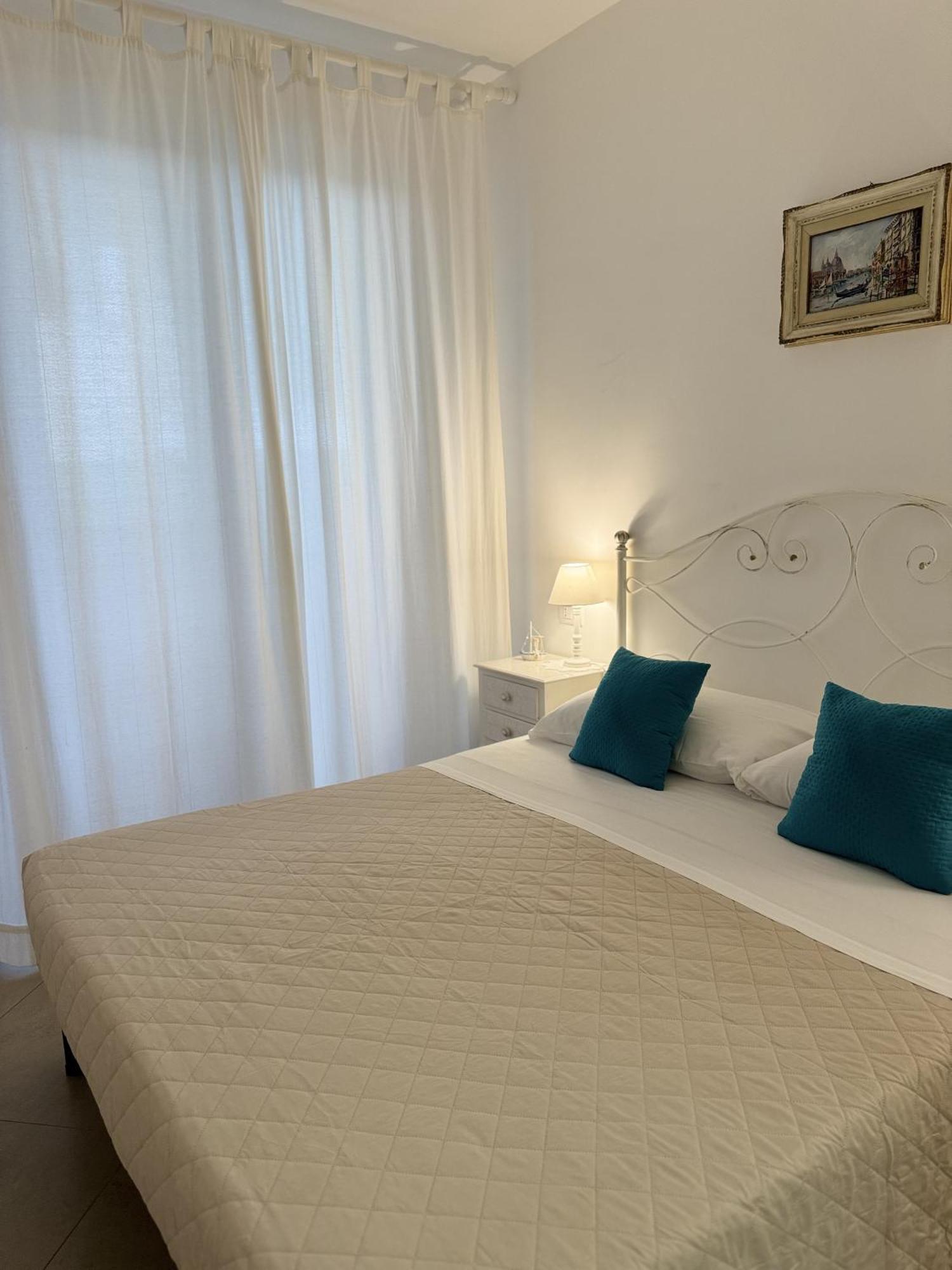 פולינאנו א מארה Alba B&B מראה חיצוני תמונה