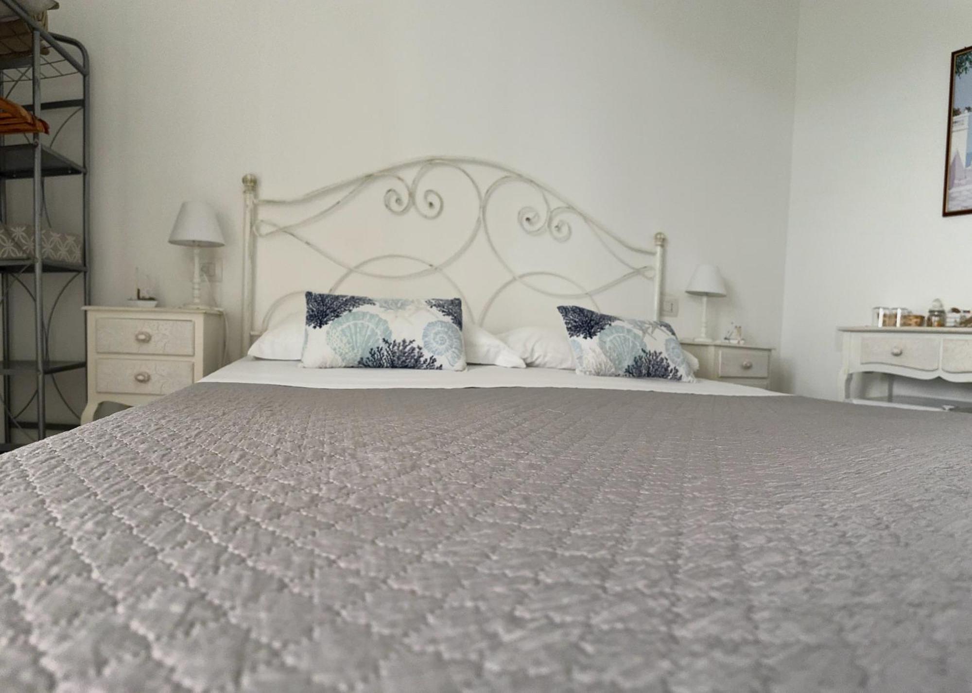 פולינאנו א מארה Alba B&B מראה חיצוני תמונה